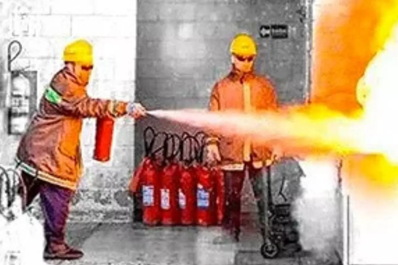 Curso NR 23 – Formação de Brigada de Incêndio IT17 Intermediário - Iniciação